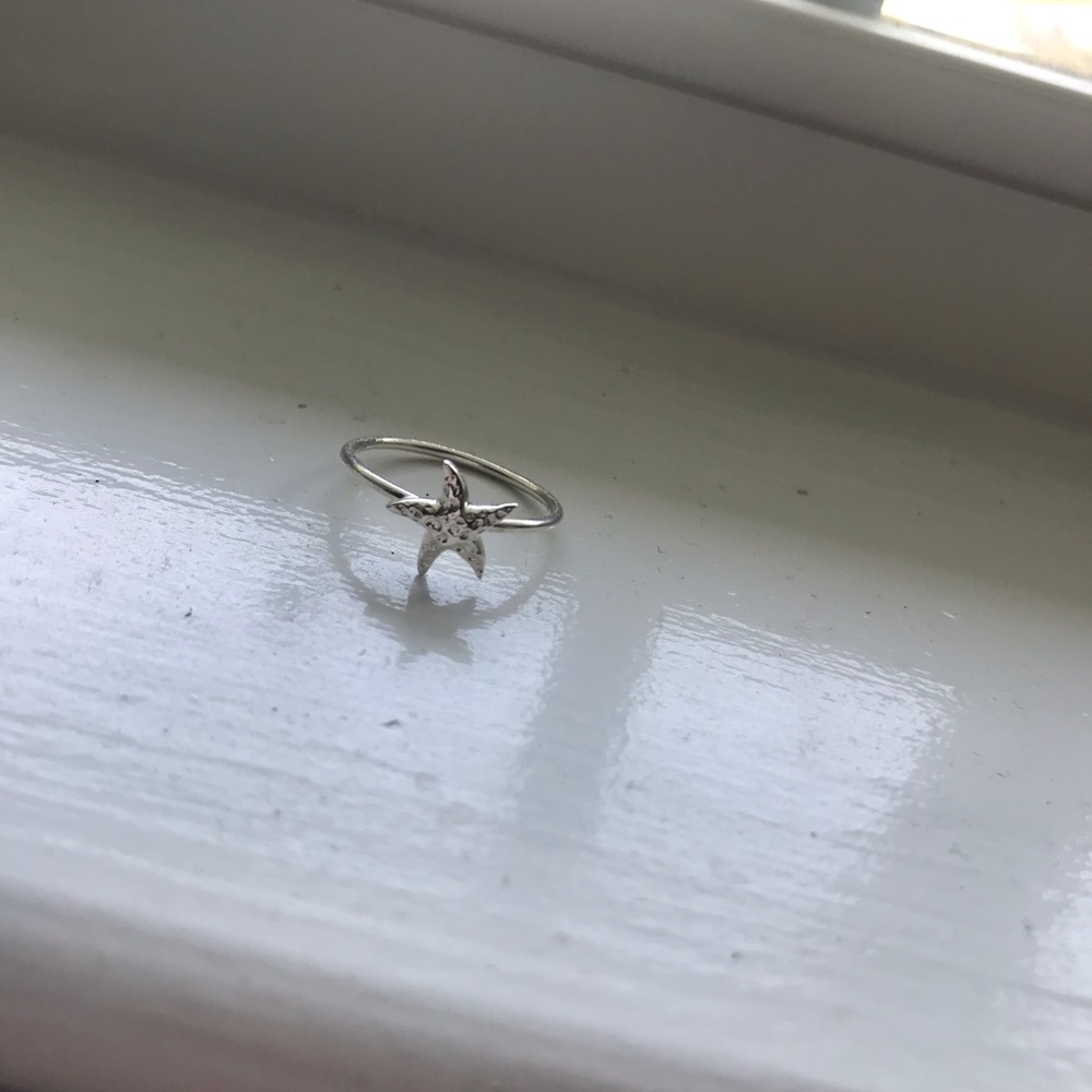 Pura Vida starfish ring